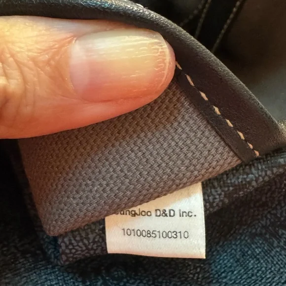 MCM Black Shopper Bag with Sturdy Leather Handles - Picture 14 of 14